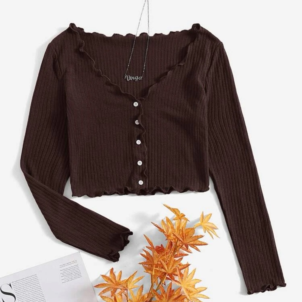 Lettuce trim crop tee